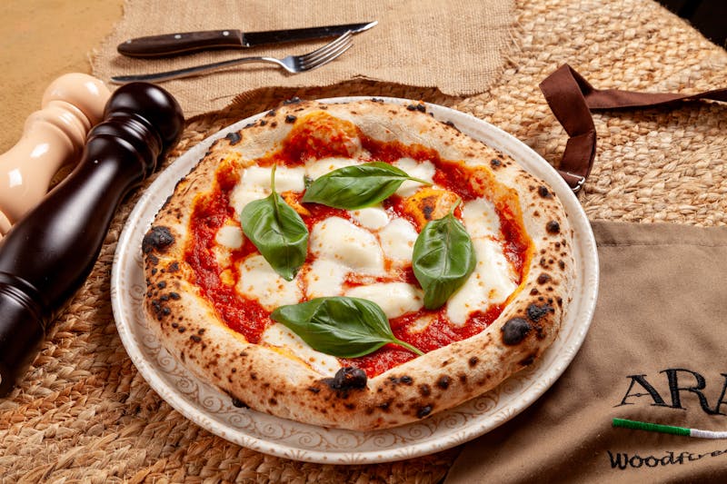 Pepperoni pizza with double cheese